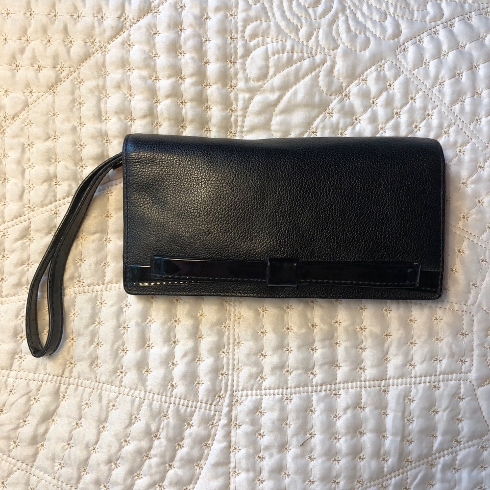 Kate Spade ♠️ Black Leather Wallet Wristlet